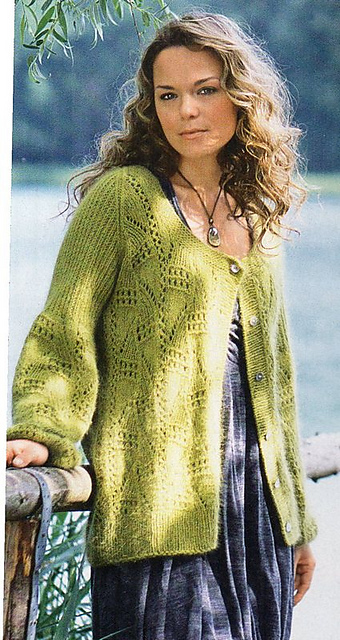 # 01 Maigrüne Angora-Jacke / Angora Cardigan