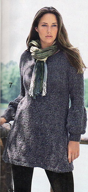 # 07 Longpulli mit Keulenärmeln