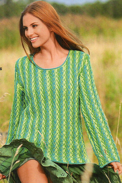 # 16 Quer gestrickter Webemusterpulli