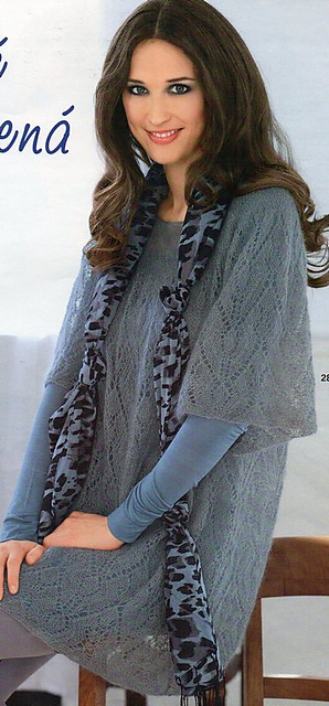 # 28 Dress with raglan sleeves