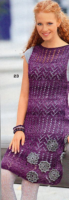 # 23 Kleid mit Häkelblüten