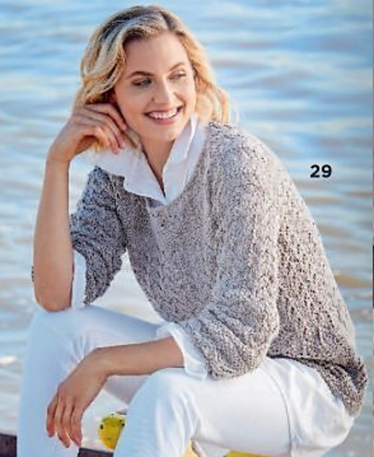 # 29 Pulli im Lochmuster-Mix