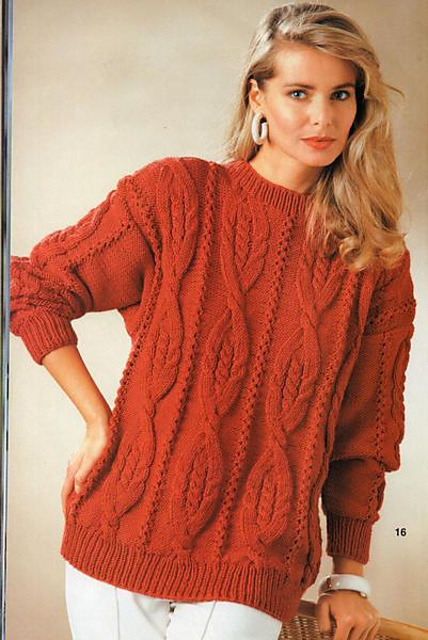 # 16 Pullover mit Doppelzöpfen in 2 Längen