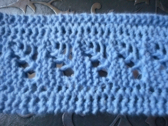 Oak Leaf Insertion