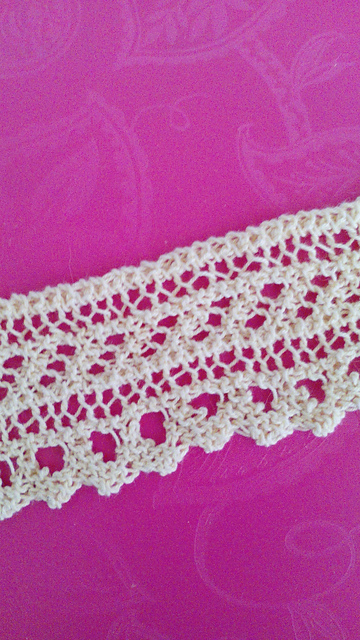 Eyelet Edging