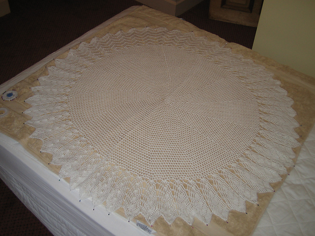 Ravelry: Deborah pattern by Vicki Moodie