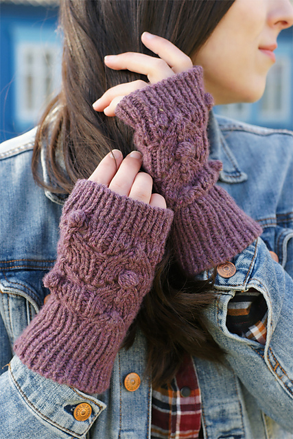 Rowanberry Mitts