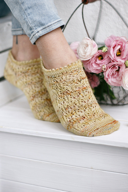 ‪‪❤︎‬ Swankiss JF Fleur Knit OP ‪‪❤︎‬ Ravelry: Fiori Socks pattern by Paula Wiśniewska