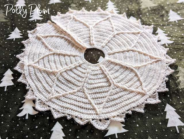 On Point Poinsettia Tree Skirt