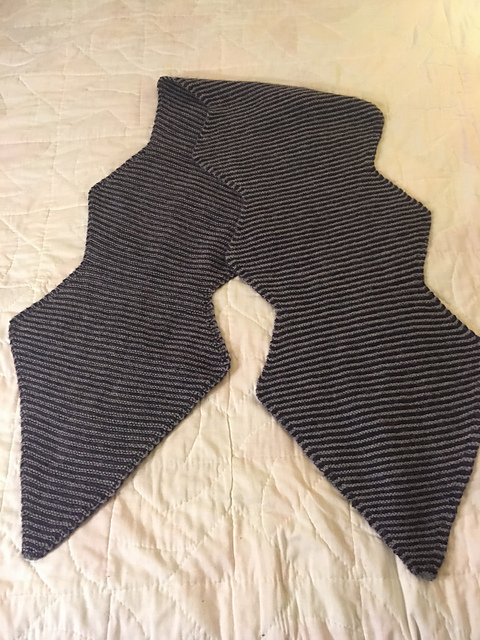Cuspidated Scarf