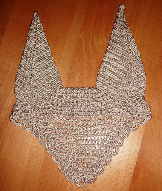 ravelry-fly-bonnet-crochet-ear-nets-pattern-by-ludmila-kotaskova