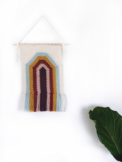 Summerof77 Rainbow Wall Hanging