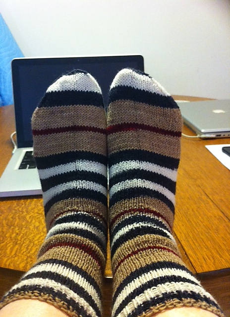 how to knit socks