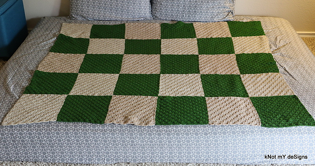 C2C Checkered Lap Blanket