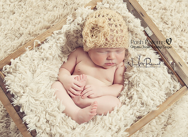 Lacy Beanie With Flower 111