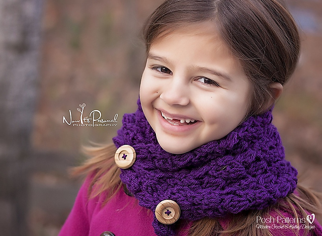 Simple Elegance Button Cowl 267