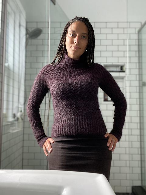 16 Sweater with Round Yoke