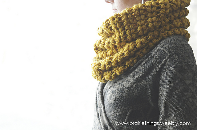 Puff Hearts Cowl