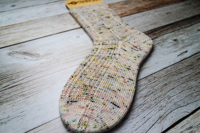 Life's a Peach Socks