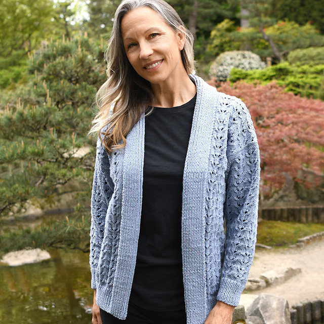 Snuggle Cardigan W808
