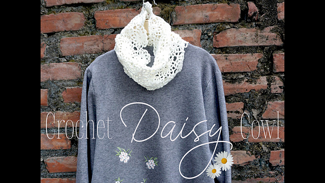 Daisy Cowl
