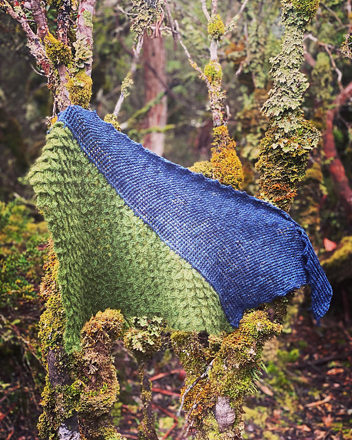 The Crocodidilly Wrap