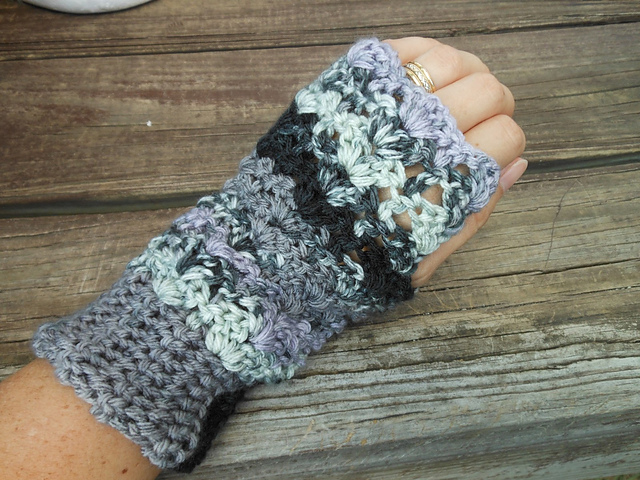 lacy fingerless gloves