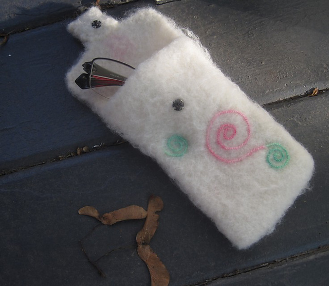 Swirly Felted Glasses Case