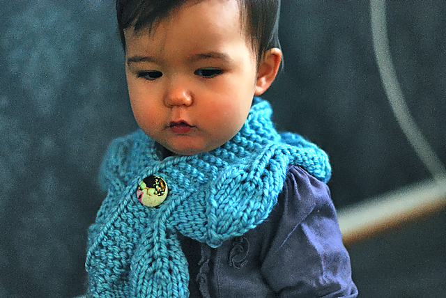 Childrens Leaf Scarf
