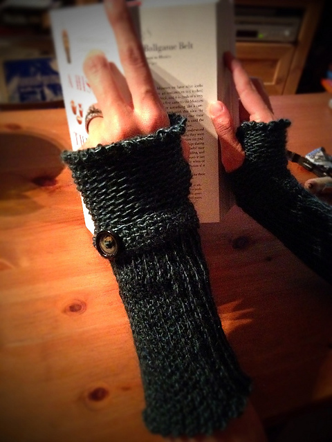 Romantic Fingerless Gloves