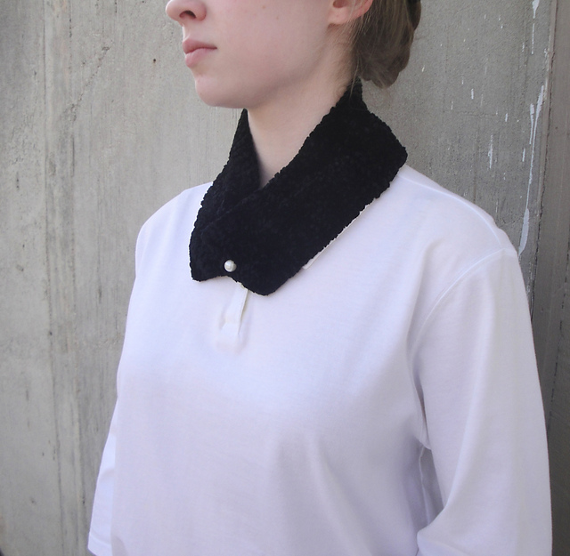 Design D. Asymmetrical Scarf