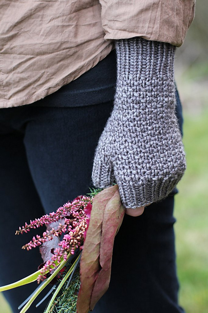 Hideaway Fingerless Mitts
