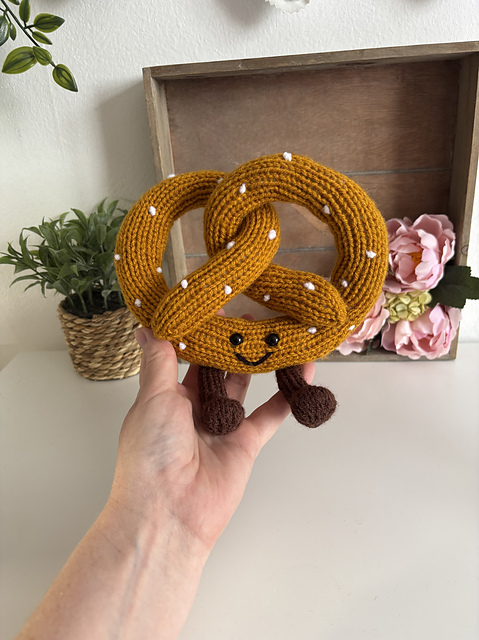 Ravelry: Peter Pretzel Toy pattern by Emma Whittle