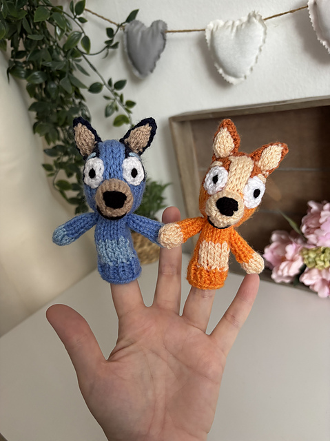 Bluey and Bingo Finger Puppets