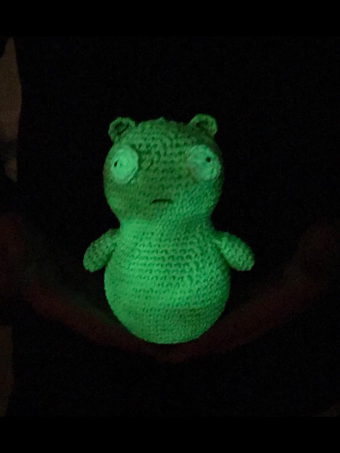 Glow in the dark Kuchi Kopi