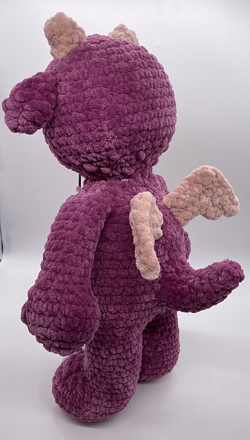 Noodles ( the baby dragon )