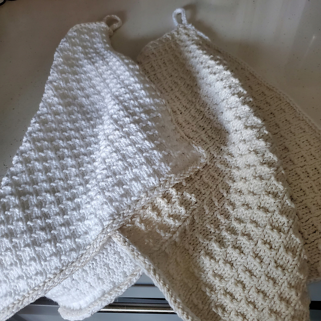 Knitted Kitchen Towel with Loops