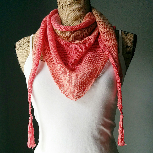 Stockinette Stitch Shawlette