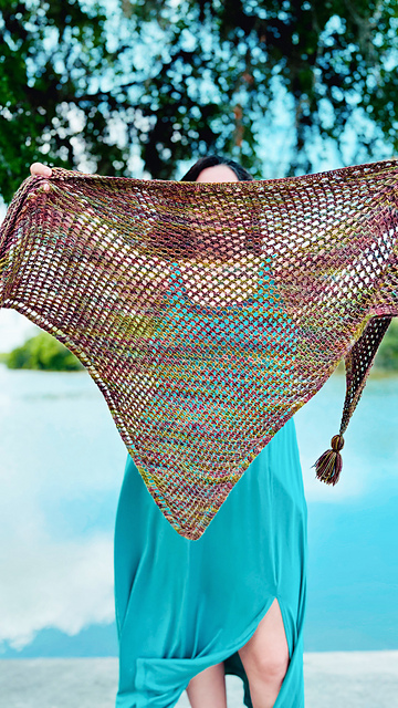 Ravelry: Summer Breeze Shawl pattern by Ester Puente