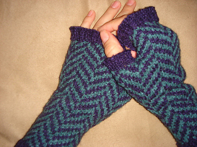 Herringbone Mitts