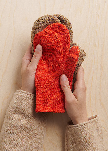 Arched Gusset Mittens