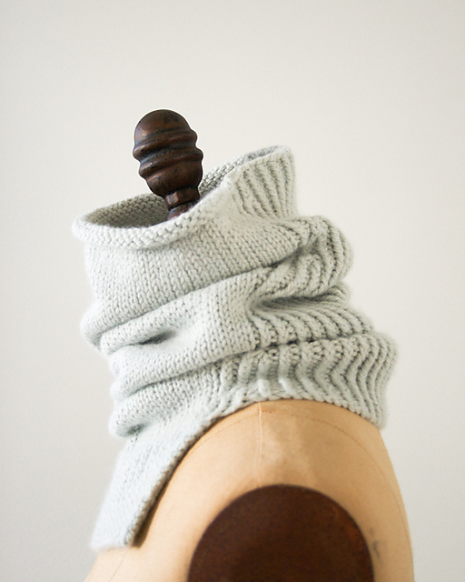 Structured Alpaca Cowl
