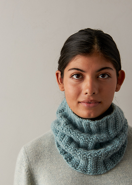 Ravelry: Mistake Rib Cowl in Cashmere Tend pattern by Purl Soho