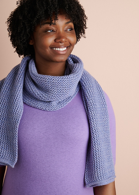 Very Pretty Lace Scarf in Quartz