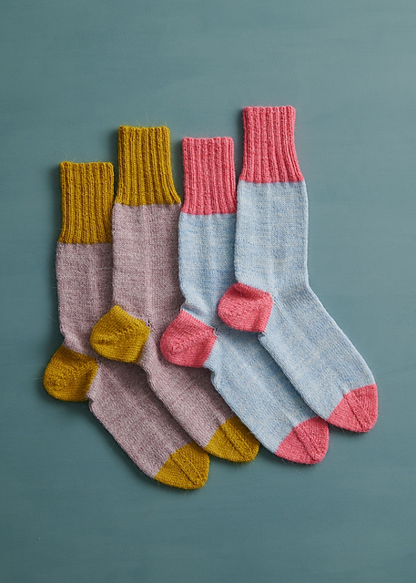 Ravelry: Easy Heel Colorblock Socks pattern by Purl Soho