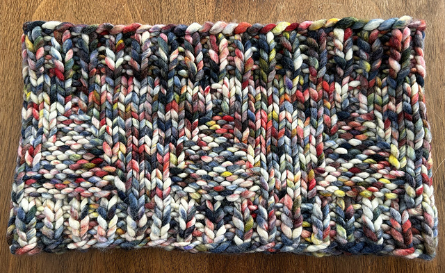 Gifting Tree Cowl