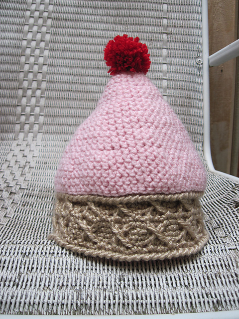 Single Scoop Hat