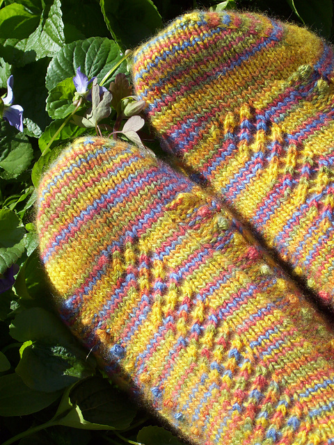 Tiny Bobbles Socks