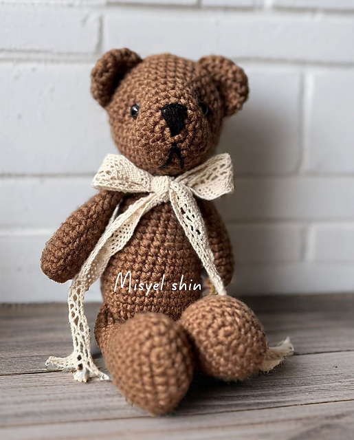 Lavelle Bear