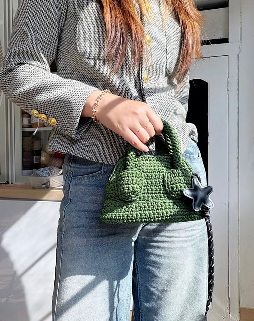Dovie Handbag